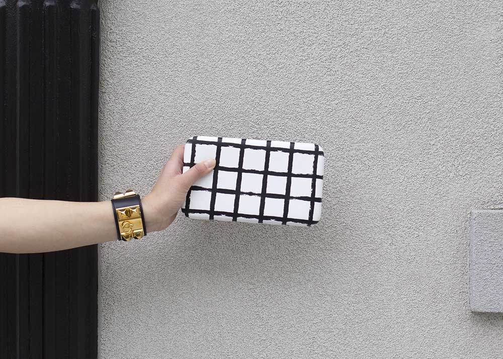 Black White Grid Clutch