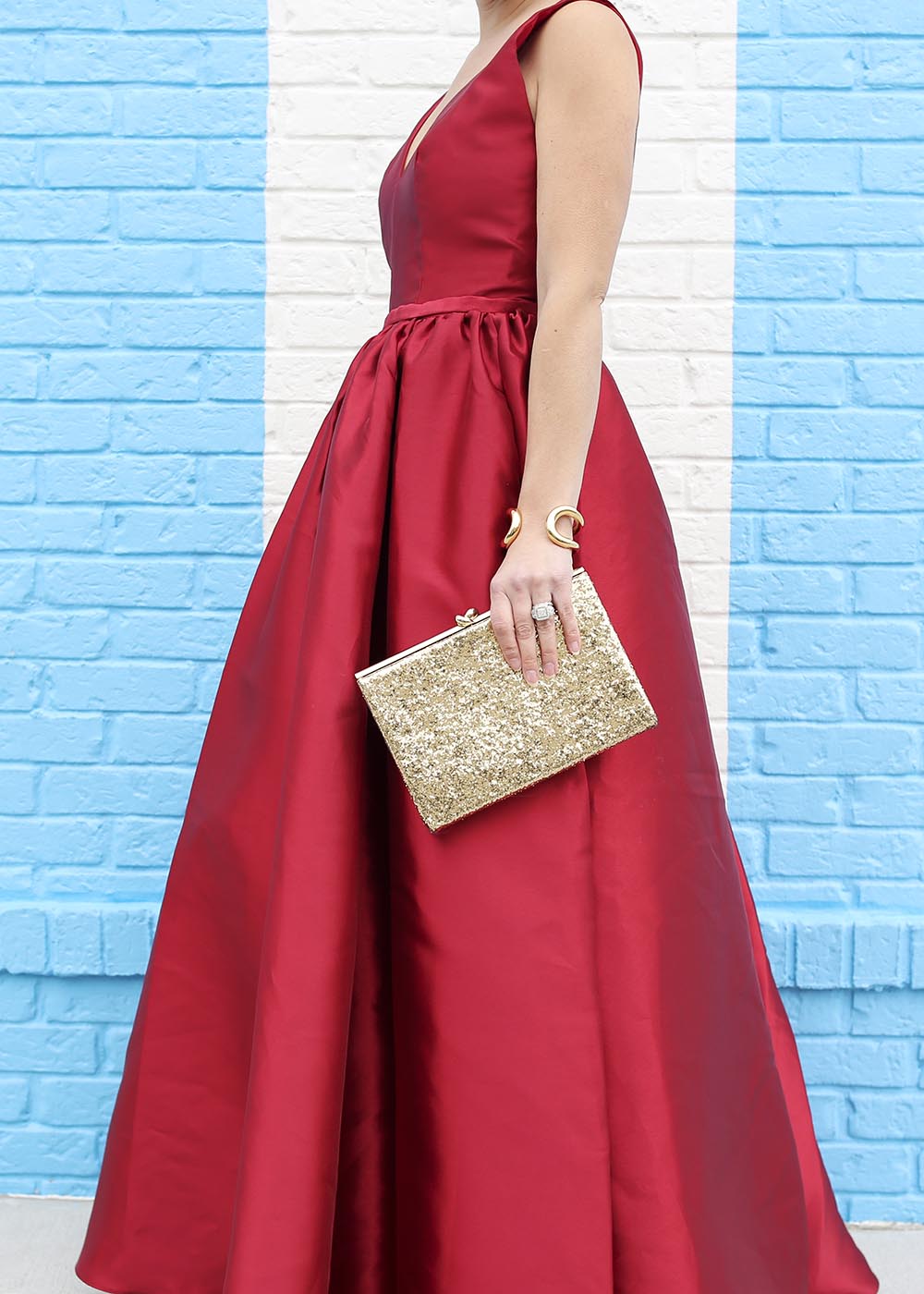 Formal Gold Glitter Clutch