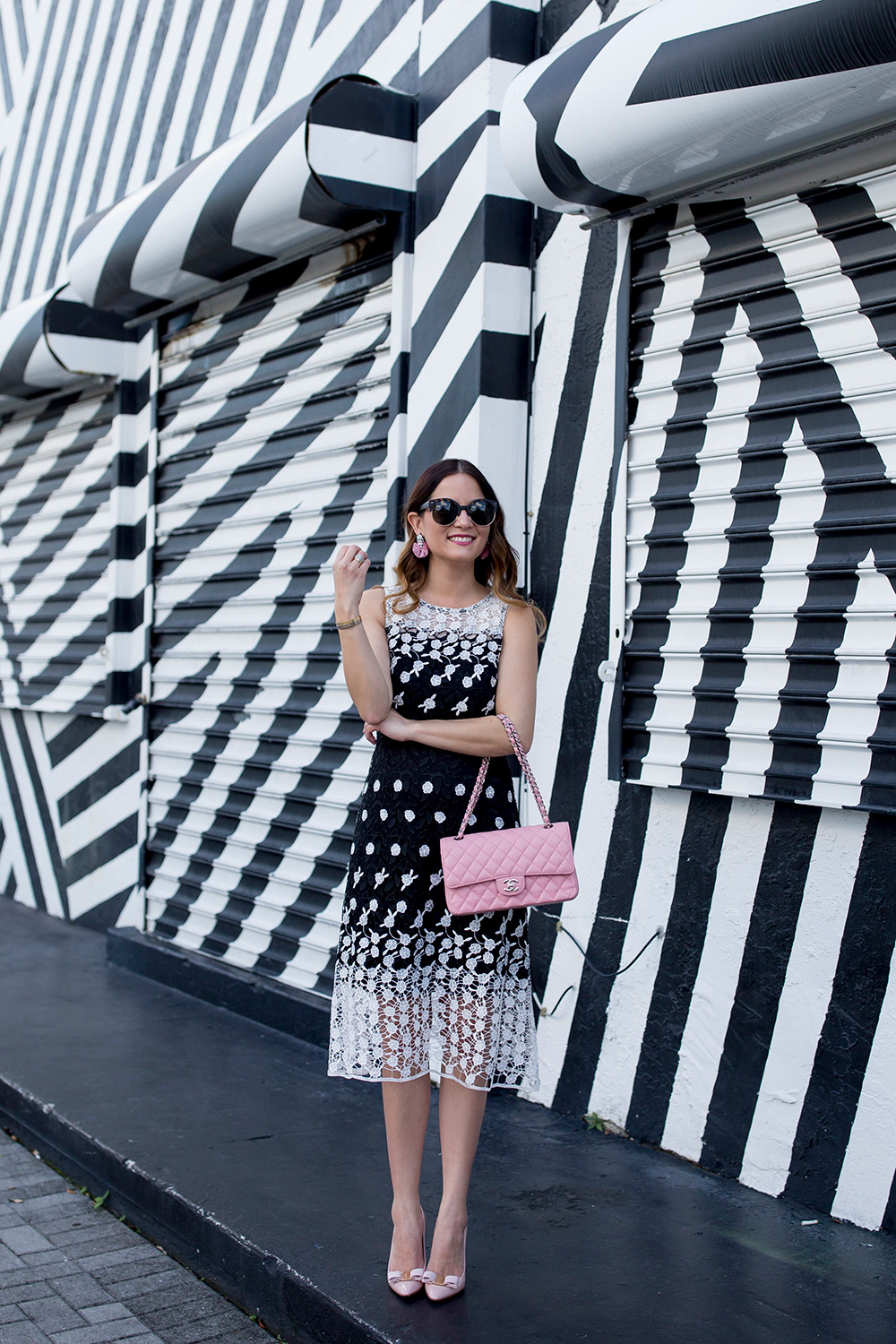 Julia Jordan Black White Lace Dress