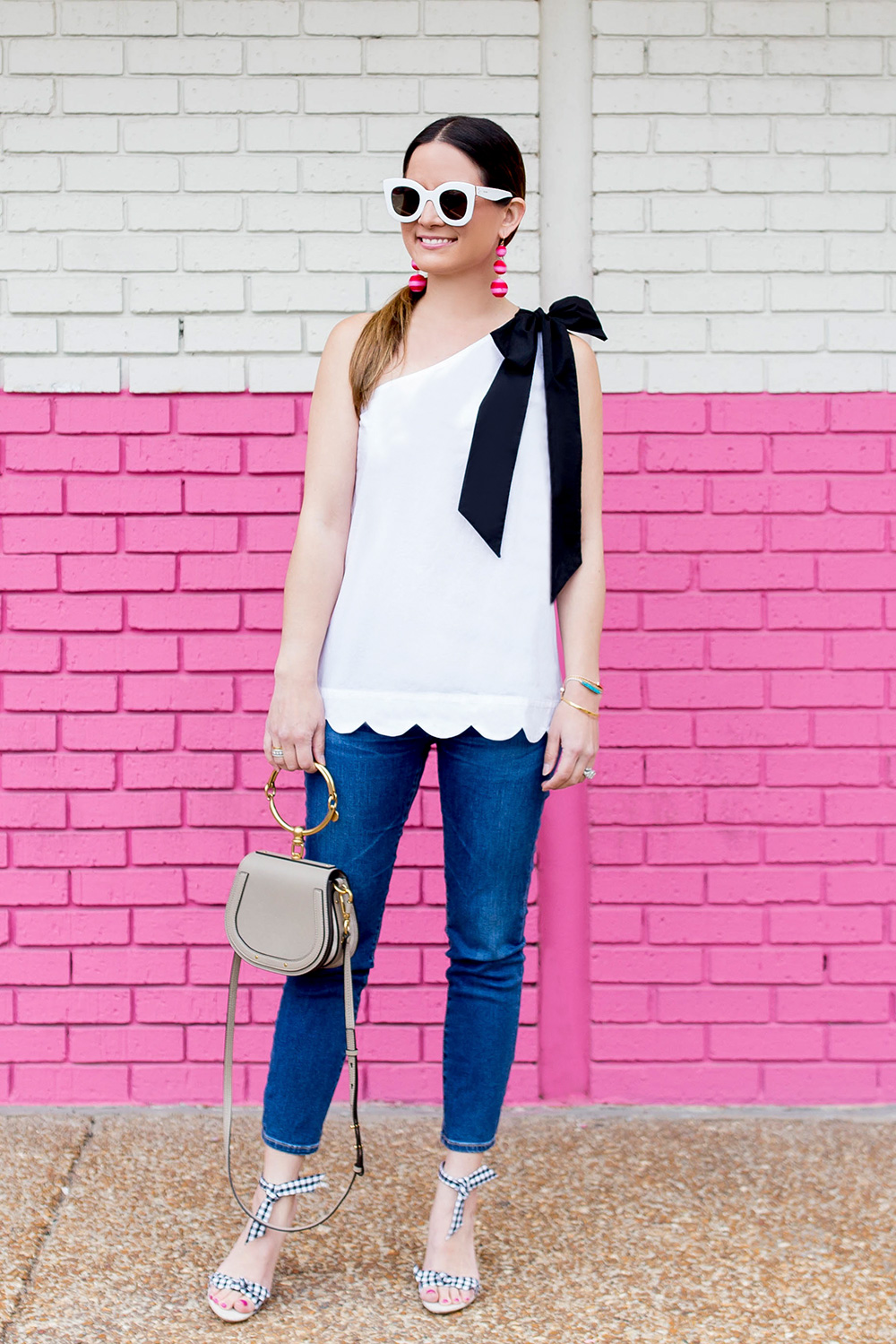 White Scallop Top Black Bow