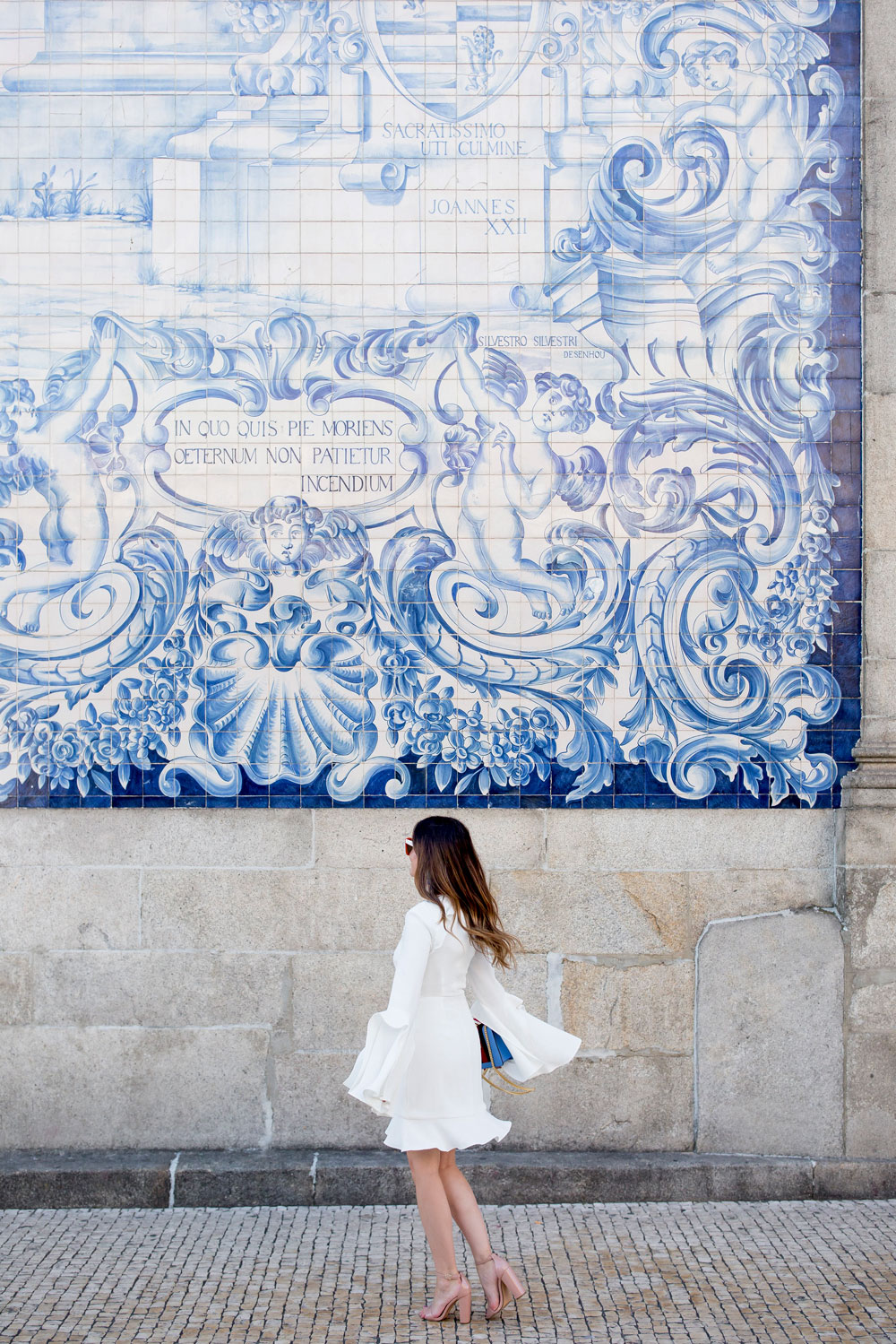 Best Blue Tile Wall Porto