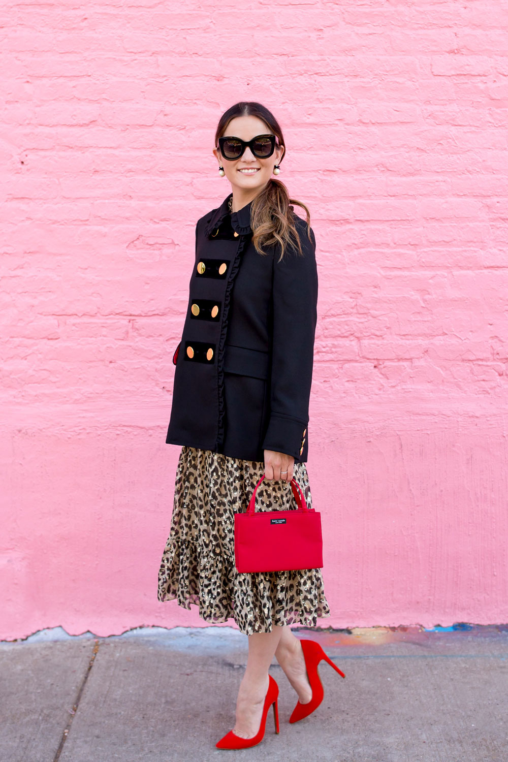 How to Wear Leopard Print Three Ways: Change in Accessories