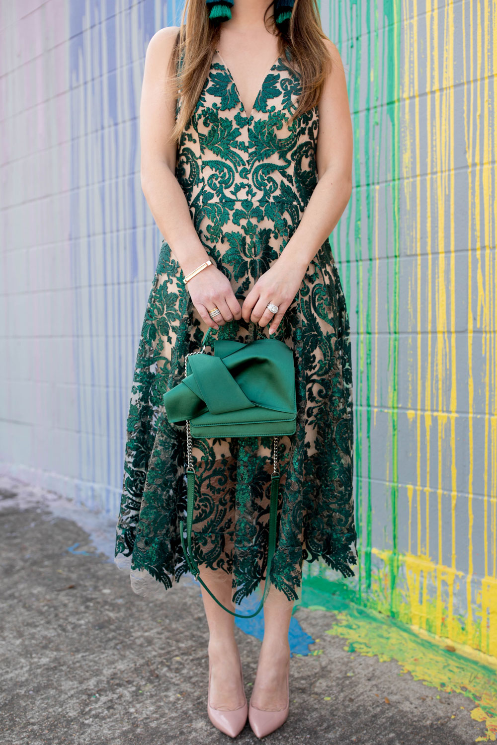 9 Best Green Bag ideas  green bag outfit, green bag, fashion