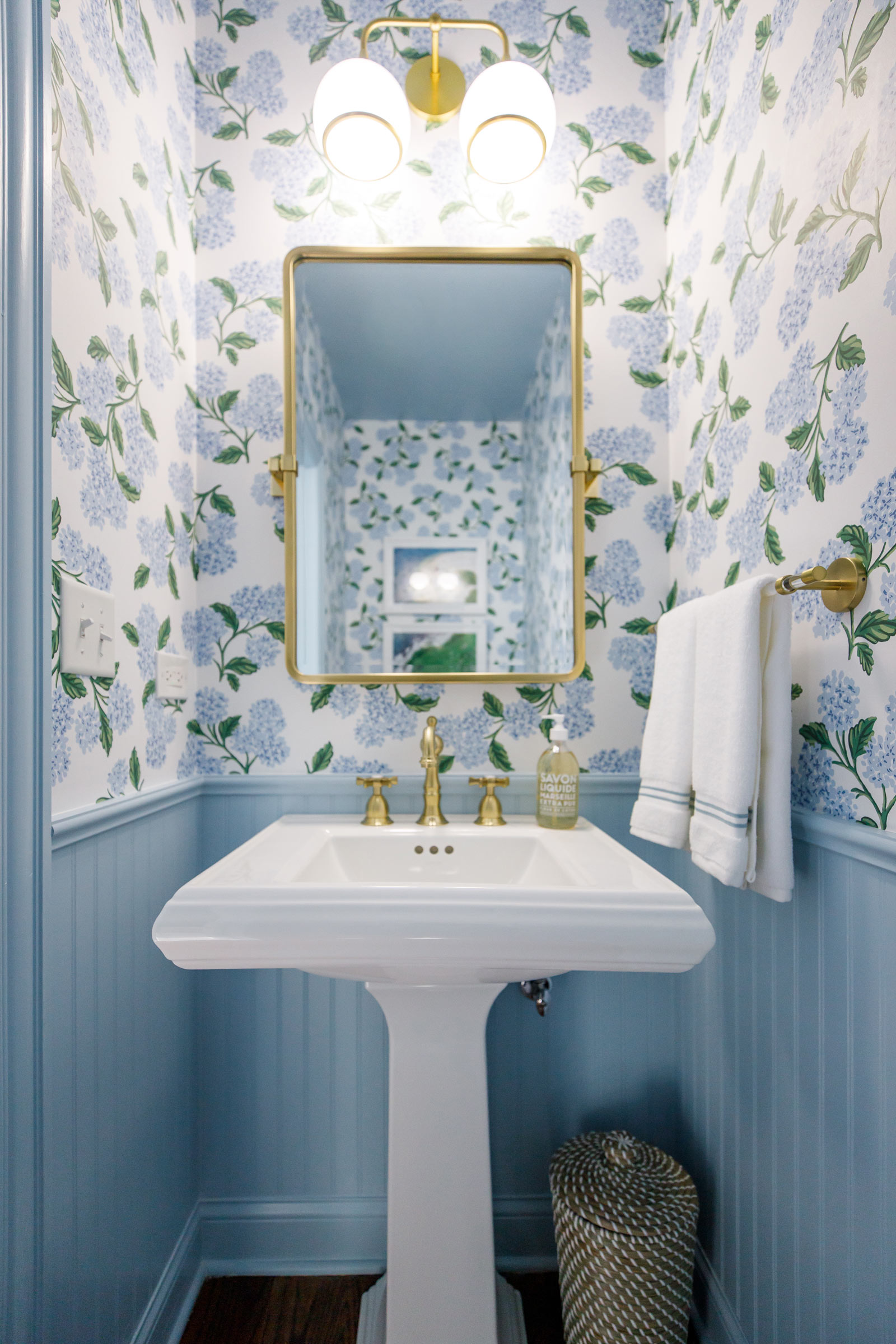 Jennifer Lake Powder Room Design