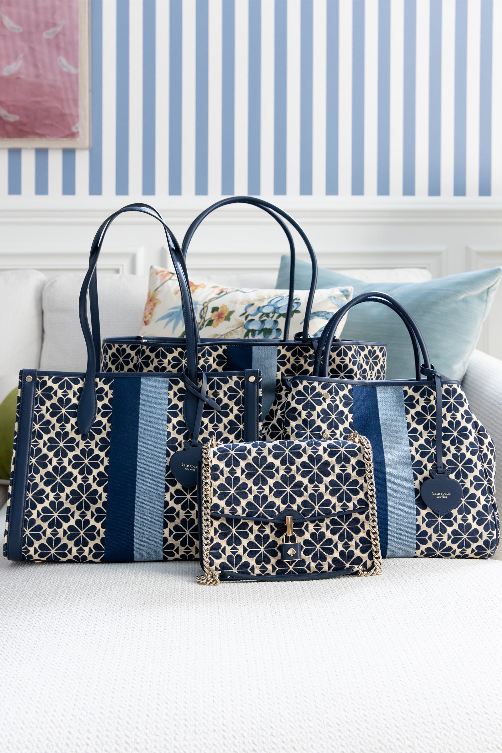 Meet the new kate spade flower jacquard bag - Style Charade