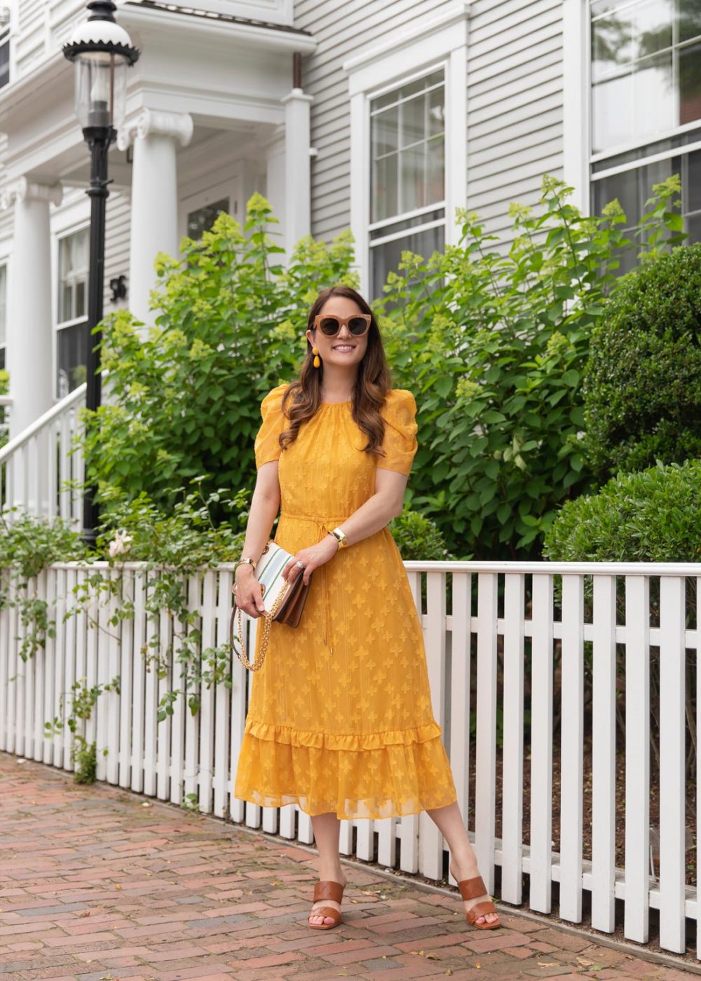 Julia Jordan Yellow Jacquard Dress