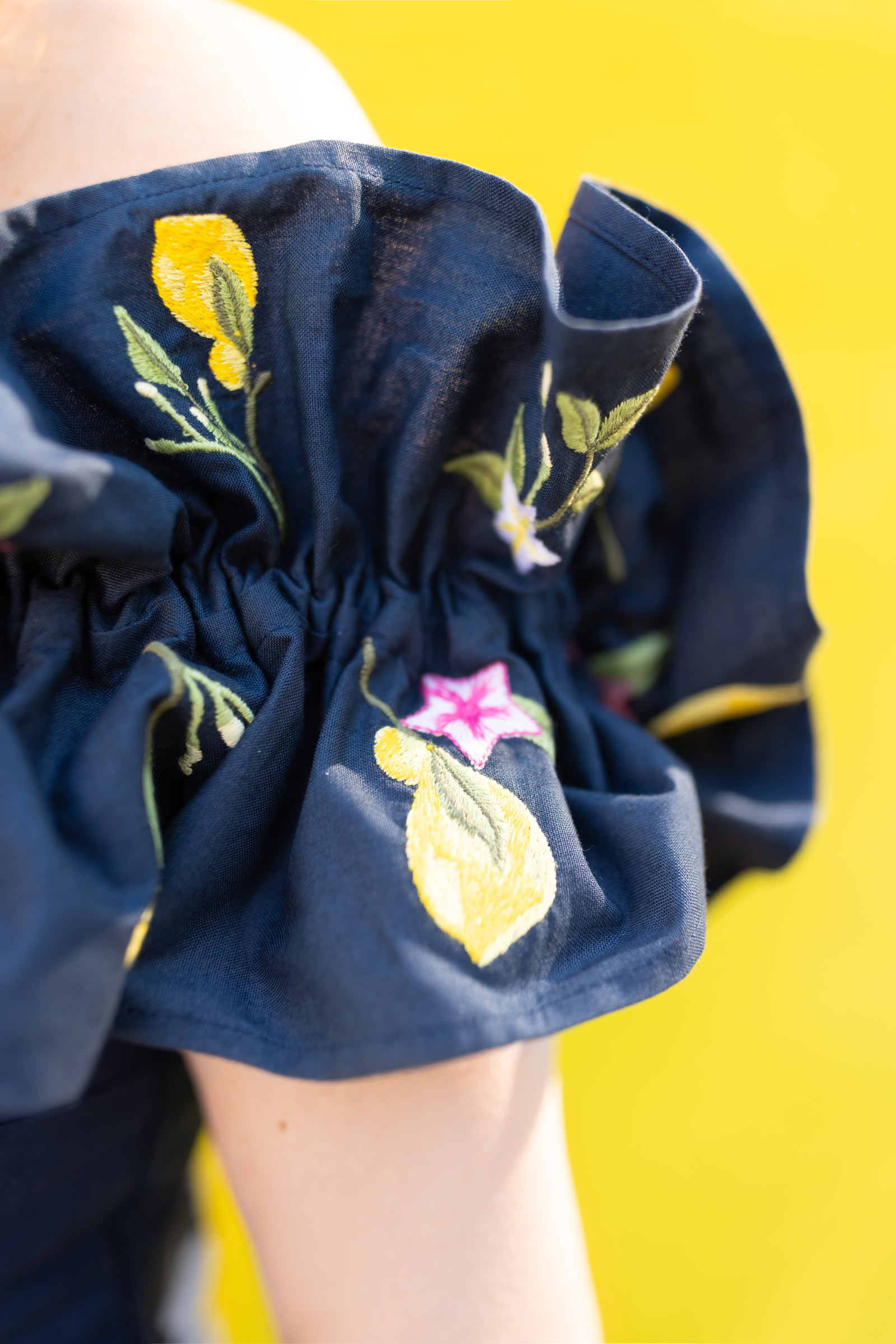 Jennifer Lake Fanm Mon Yellow Floral Dress