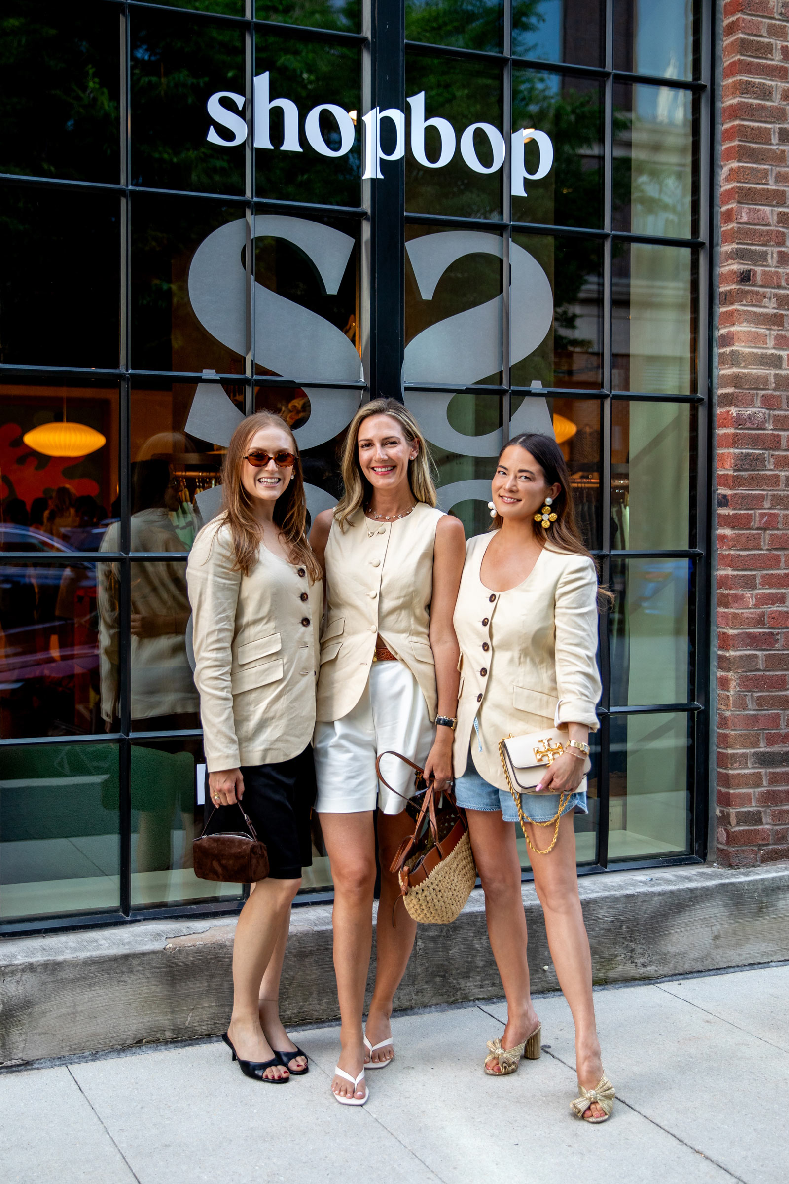 Ali Stone Anna Wisniewski Jennifer Lake